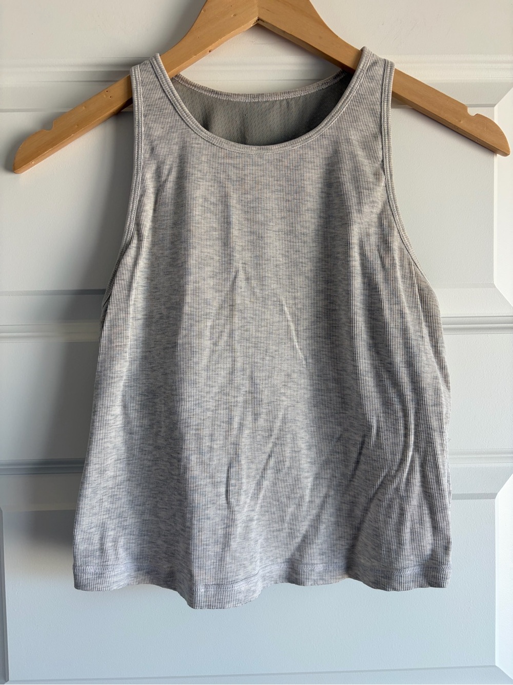 Vuori Pose Plyo Tank - White Heather - Picture 3 of 4